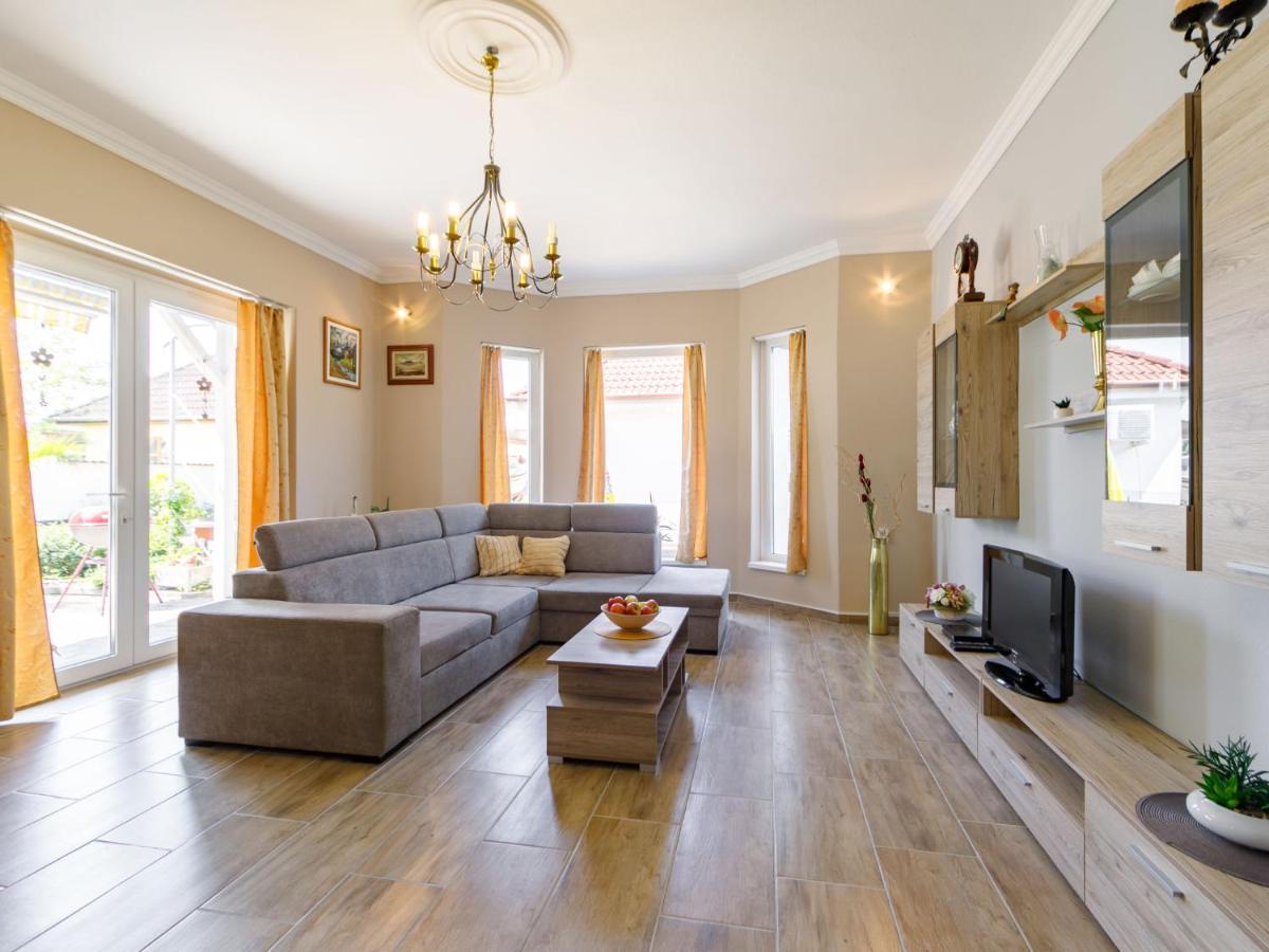 Holiday Home Ildiko By Interhome Balatonlelle Ngoại thất bức ảnh