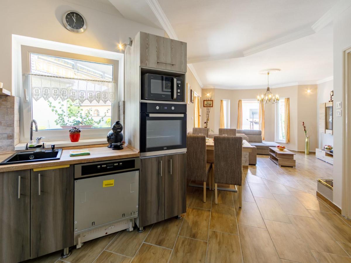 Holiday Home Ildiko By Interhome Balatonlelle Ngoại thất bức ảnh